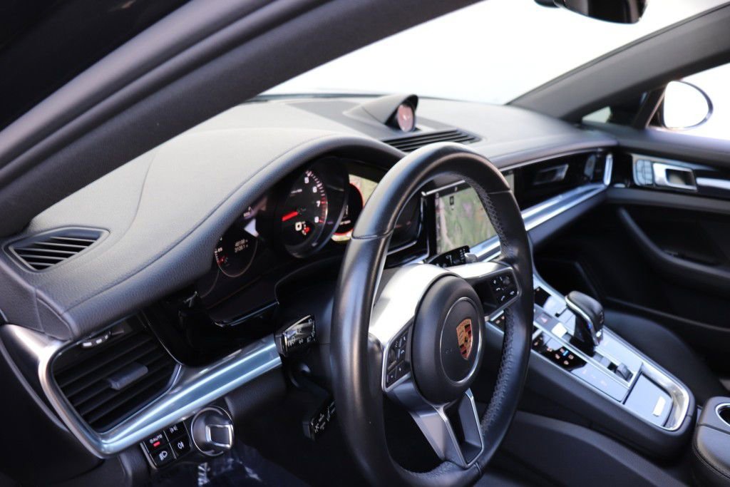 Used 2018 Porsche Panamera 4S w/ Premium Package Plus AWD/4WD image 49