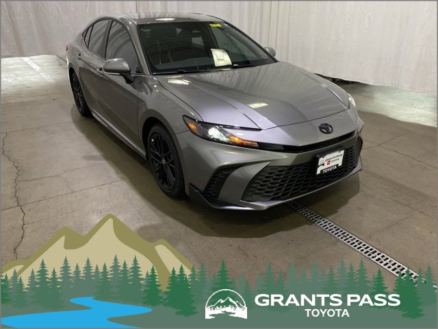 New 2026 Toyota Camry SE image 1