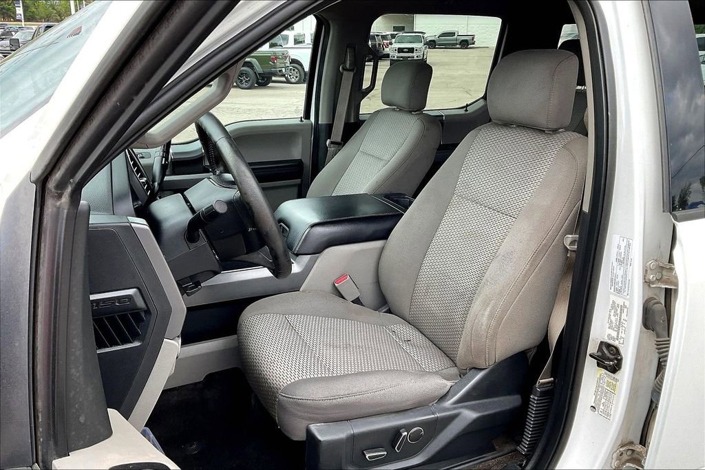 Used 2017 Ford F150 XLT w/ Equipment Group 302A Luxury image 26
