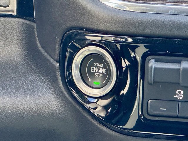 Used 2024 Chevrolet Silverado 1500 LT w/ Z71 Off-Road Package image 22