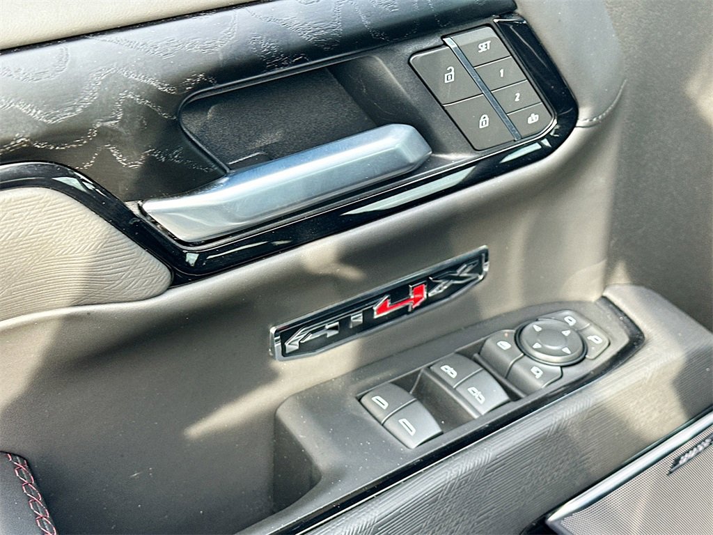 Certified 2025 GMC Sierra 1500 AT4X image 18