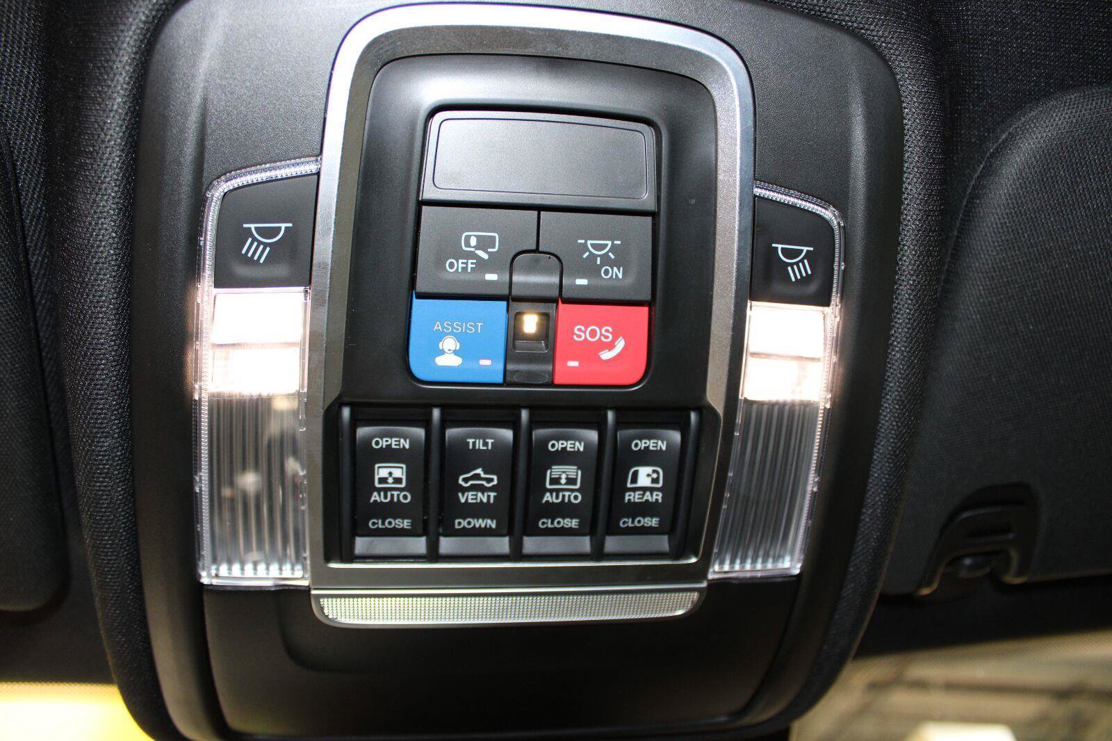 Used 2022 RAM 1500 Rebel w/ Rebel Level 2 Equipment Group AWD/4WD image 33