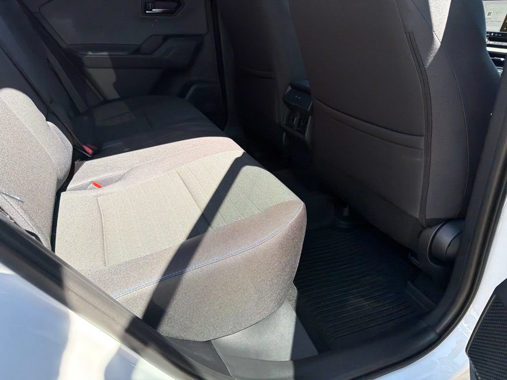 Used 2026 Toyota RAV4 SE AWD/4WD image 14