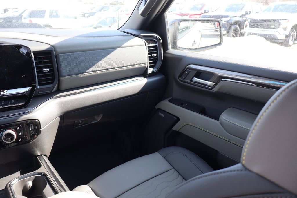 New 2026 Chevrolet Silverado 1500 ZR2 w/ LPO, Dark Essentials Package image 47