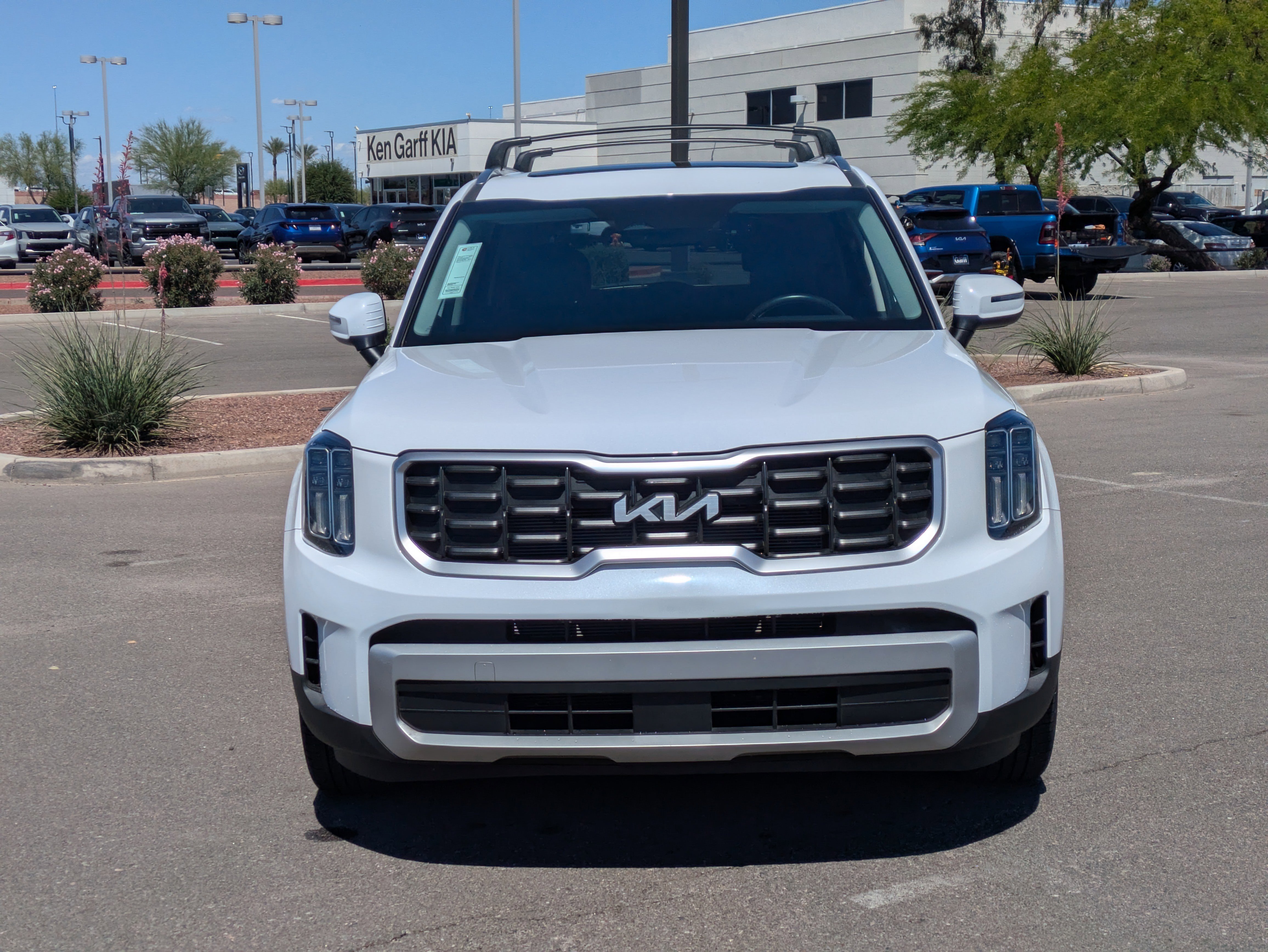 Used 2024 Kia Telluride S w/ S Sunroof Package image 8