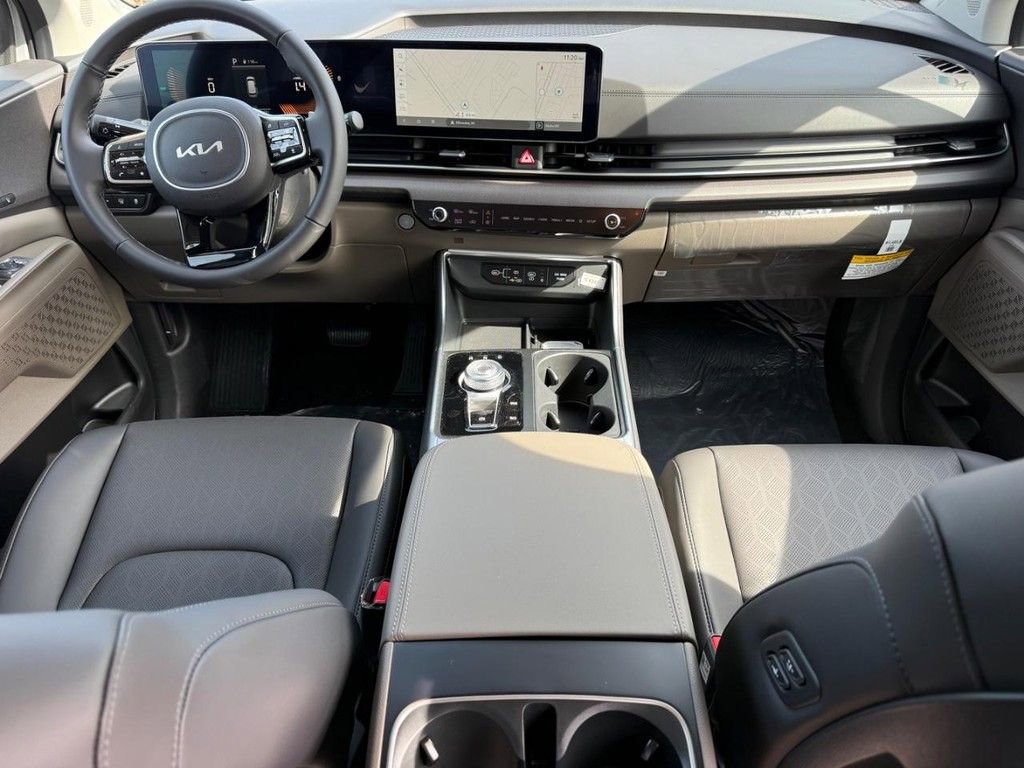 New 2026 Kia Carnival EX image 7