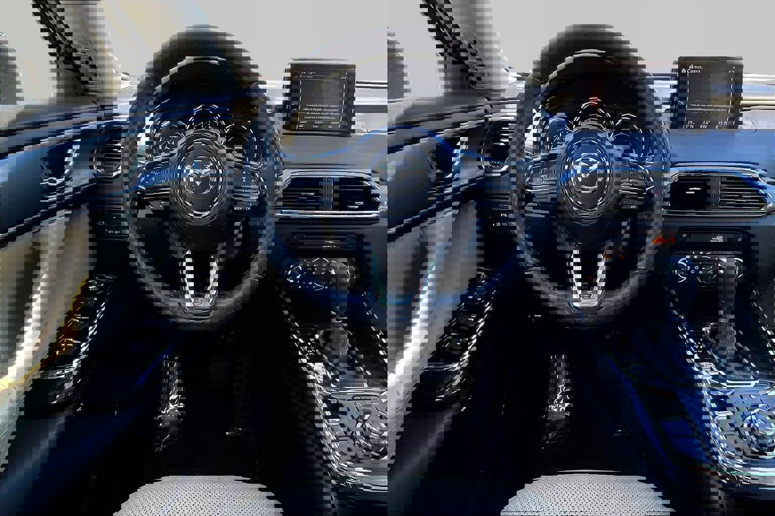 Used 2018 MAZDA CX-9 Touring w/ Touring Premium Package image 8