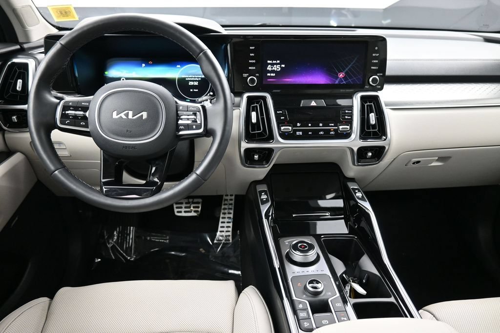 Certified 2023 Kia Sorento SX Prestige AWD/4WD image 20