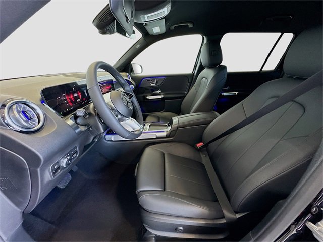 New 2025 Mercedes-Benz GLB 250 4MATIC image 4