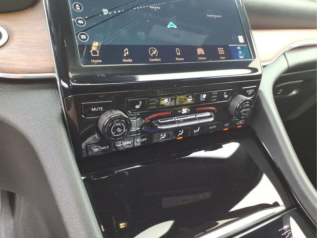 Used 2025 Jeep Grand Cherokee L Summit w/ Obsidian Package image 23