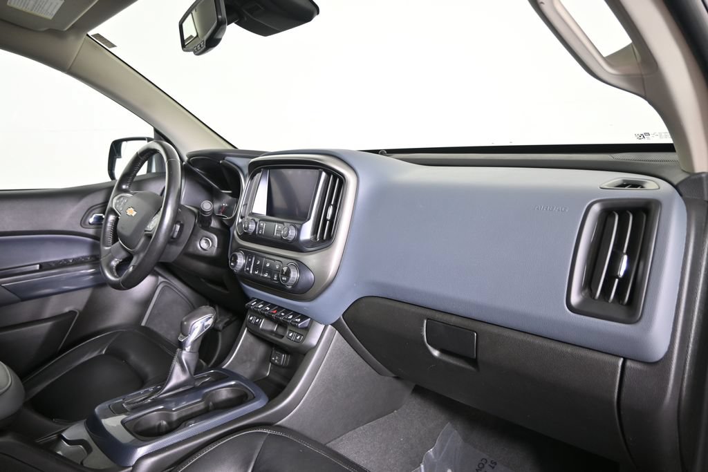 Used 2022 Chevrolet Colorado Z71 w/ Z71 Midnight Edition AWD/4WD image 15