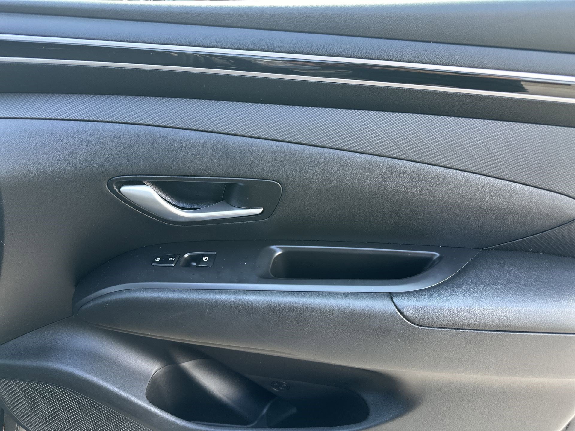 Used 2024 Hyundai Tucson SE image 25