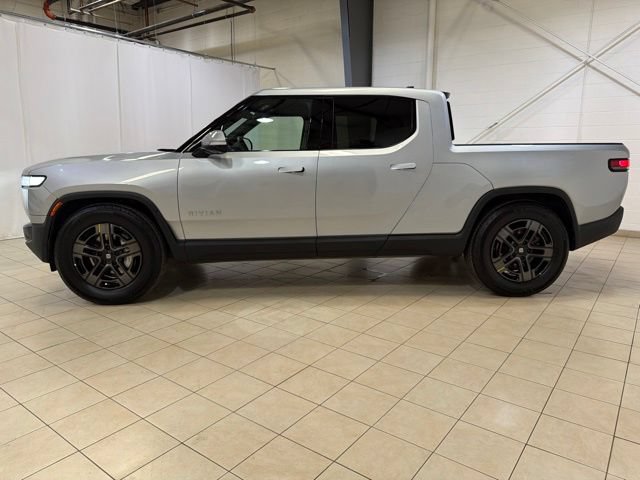 Used 2023 Rivian R1T Adventure Dual AWD/4WD image 3