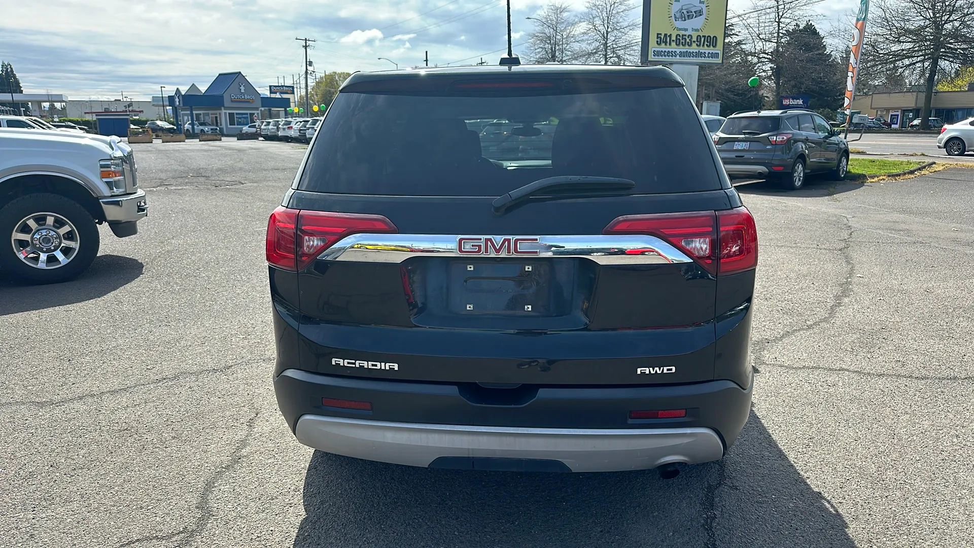 Used 2018 GMC Acadia SLE AWD/4WD image 5