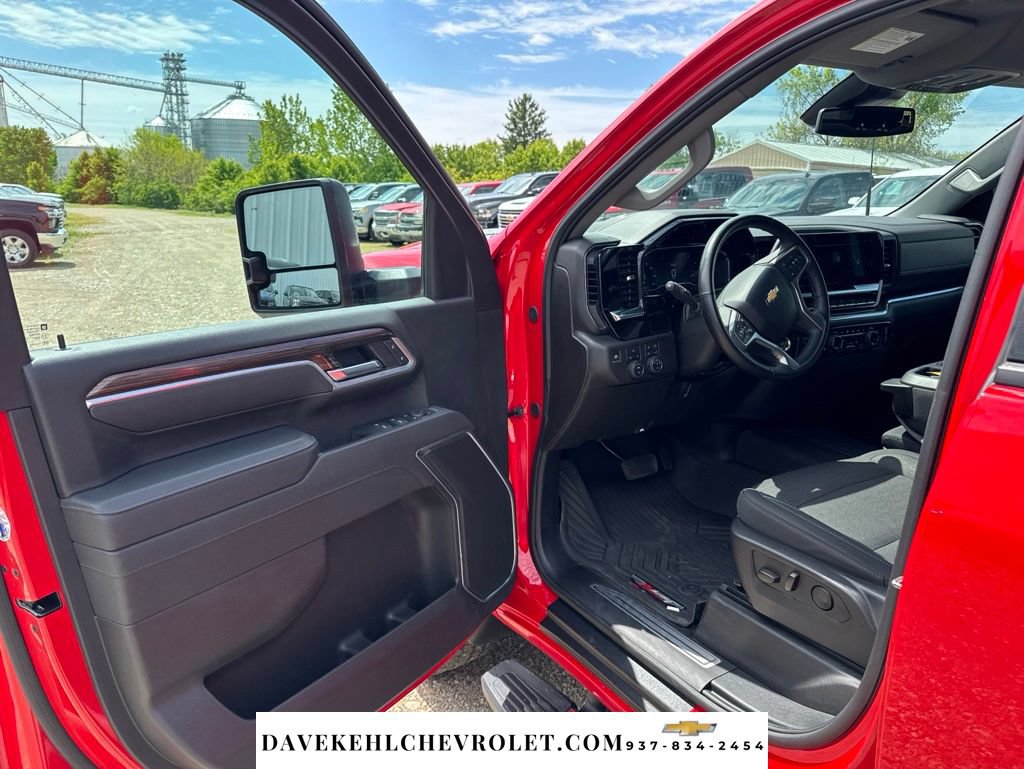 Used 2025 Chevrolet Silverado 3500 LT w/ All Star Edition AWD/4WD image 14