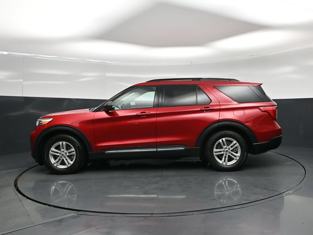 Used 2021 Ford Explorer XLT w/ Equipment Group 202A RWD image 26