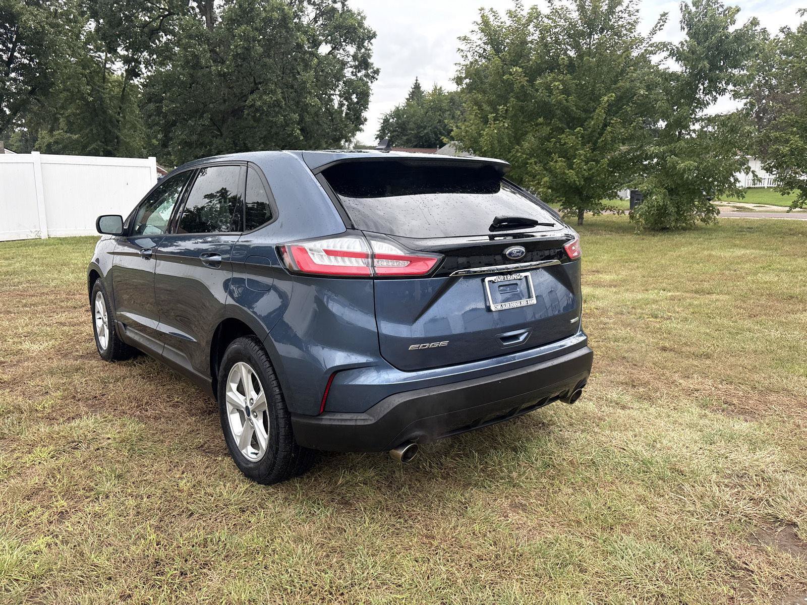 Used 2019 Ford Edge SE FWD image 7