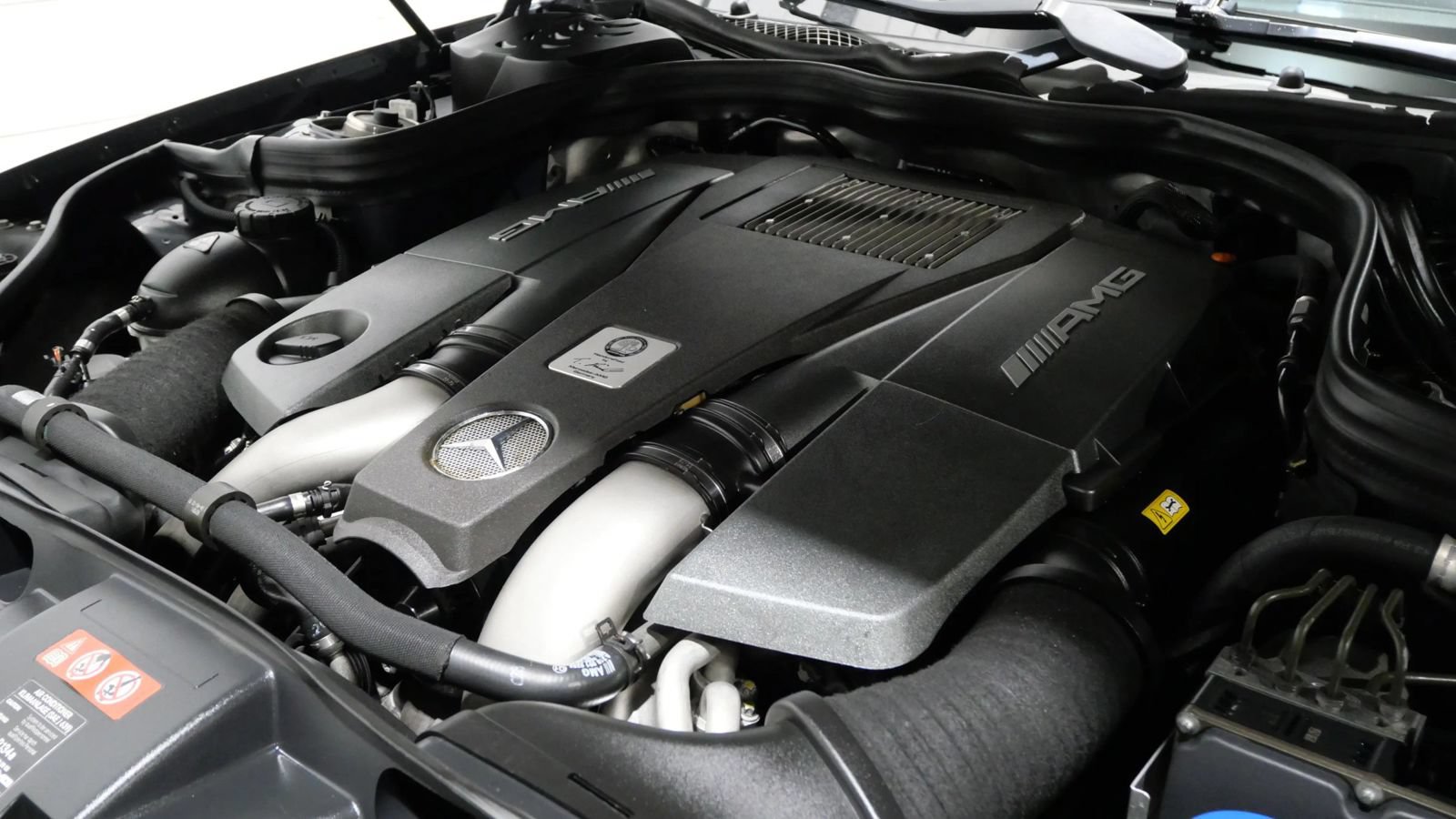 Used 2013 Mercedes-Benz CLS 63 AMG image 33