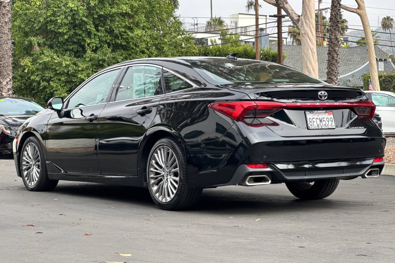 Used 2019 Toyota Avalon Limited w/ Advanced Safety Package FWD image 6