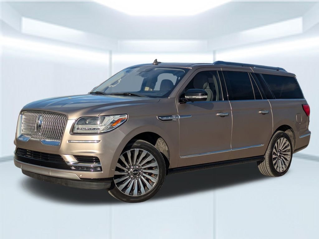 Used 2018 Lincoln Navigator L Reserve w/ Technology Package image 1