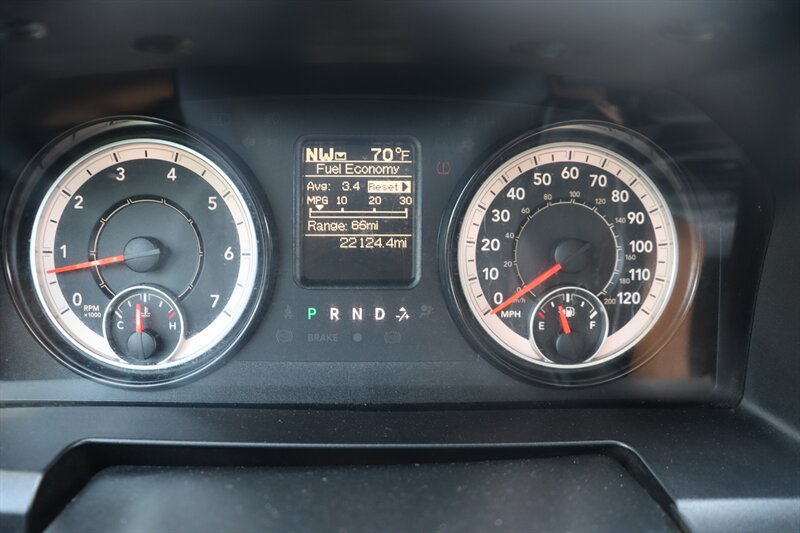 Used 2017 RAM 2500 Tradesman w/ Power & Remote Entry Group RWD image 10