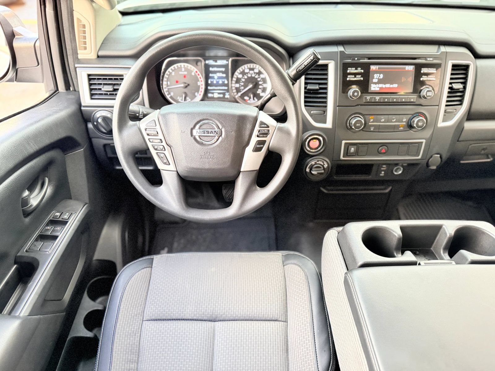 Used 2017 Nissan Titan XD AWD/4WD image 8