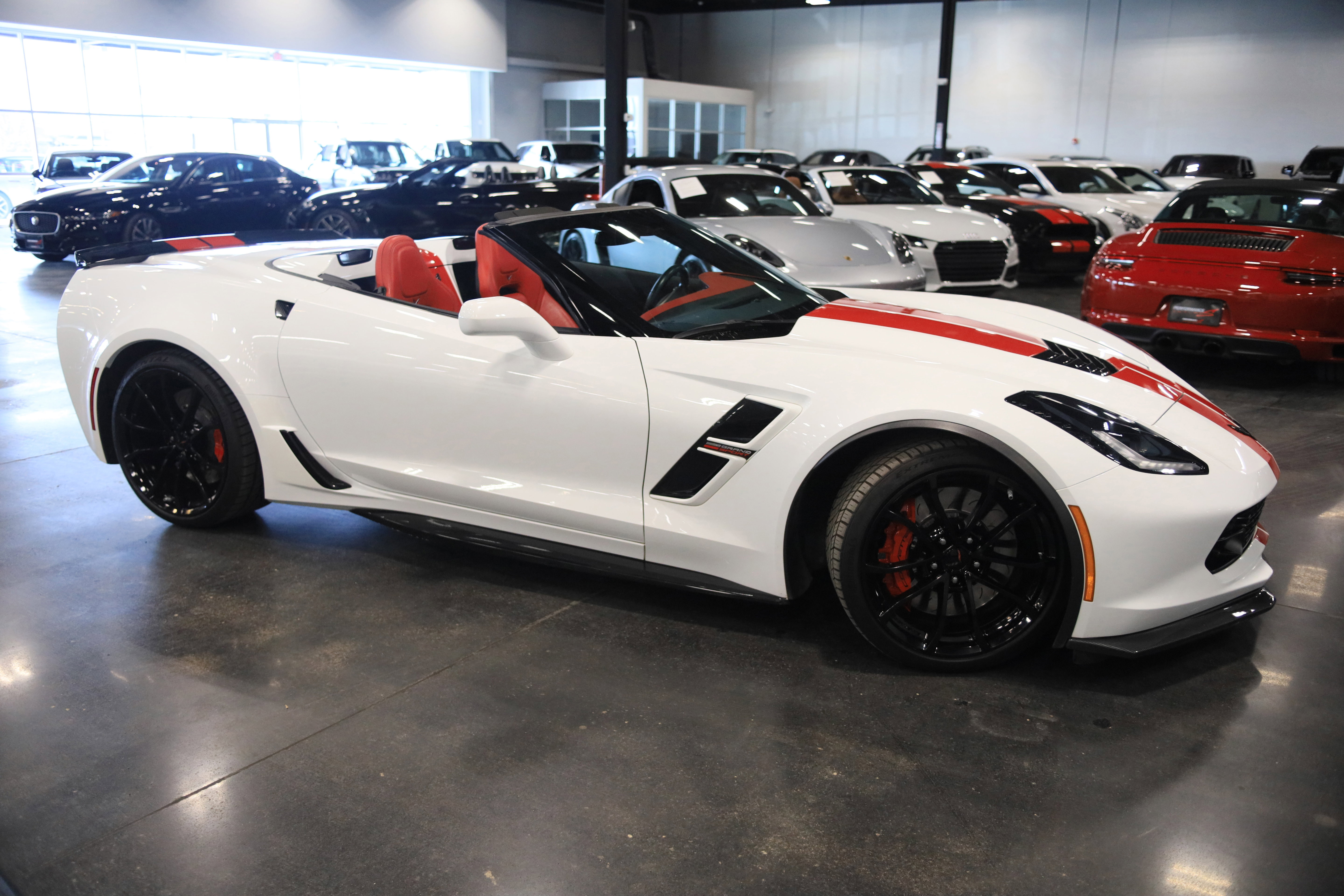Used 2019 Chevrolet Corvette Grand Sport RWD image 8