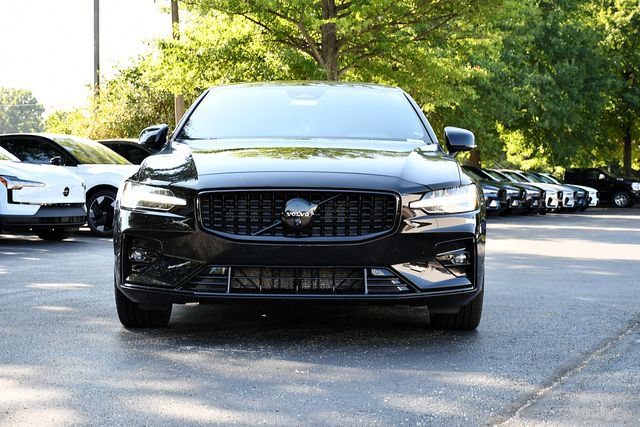 Used 2024 Volvo S60 B5 Plus FWD image 2