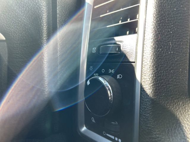 Used 2024 RAM 1500 Classic Warlock RWD image 16