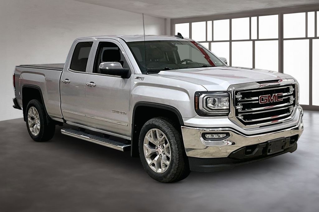Used 2018 GMC Sierra 1500 SLT w/ SLT Premium Package AWD/4WD image 11