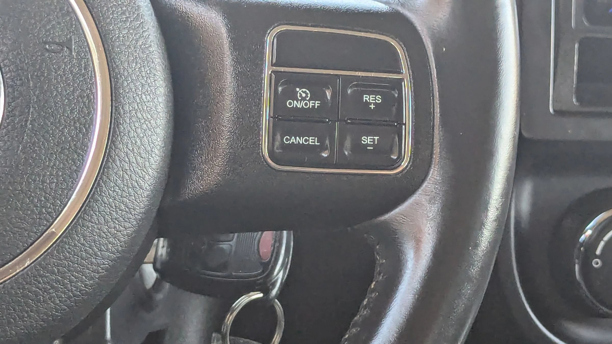 Used 2016 Jeep Patriot Latitude FWD image 17
