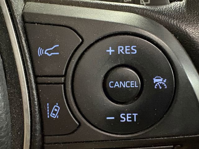 Used 2022 Toyota RAV4 XLE w/ Convenience Package AWD/4WD image 14