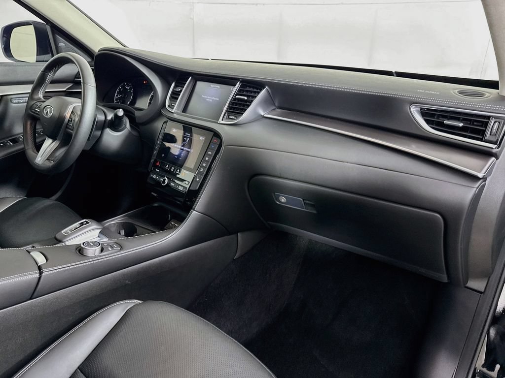 Certified 2023 INFINITI QX50 Luxe w/ Accent Package FWD image 40