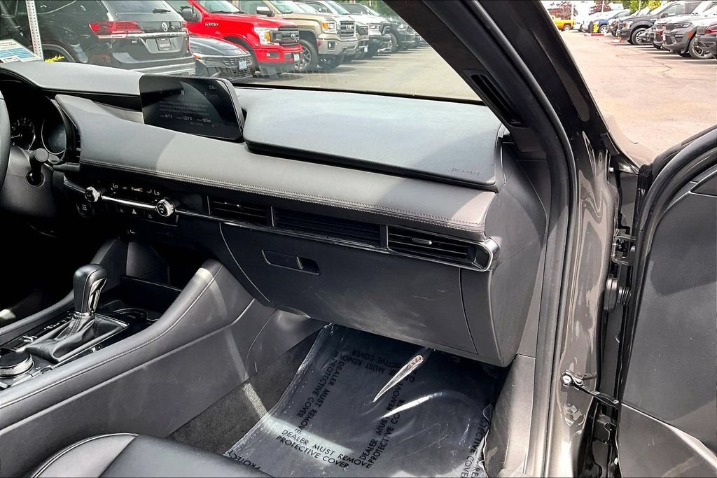 Used 2019 MAZDA MAZDA3 Sedan FWD image 19