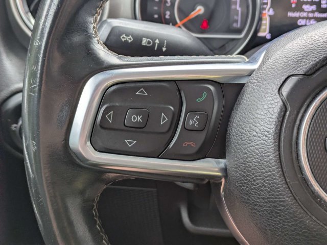 Used 2019 Jeep Wrangler Unlimited Sahara AWD/4WD image 25
