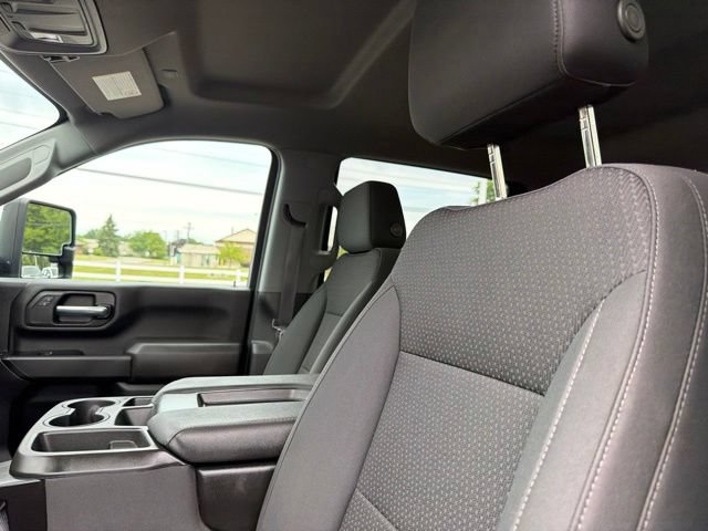 Used 2022 Chevrolet Silverado 2500 Custom w/ Custom Value Package AWD/4WD image 12