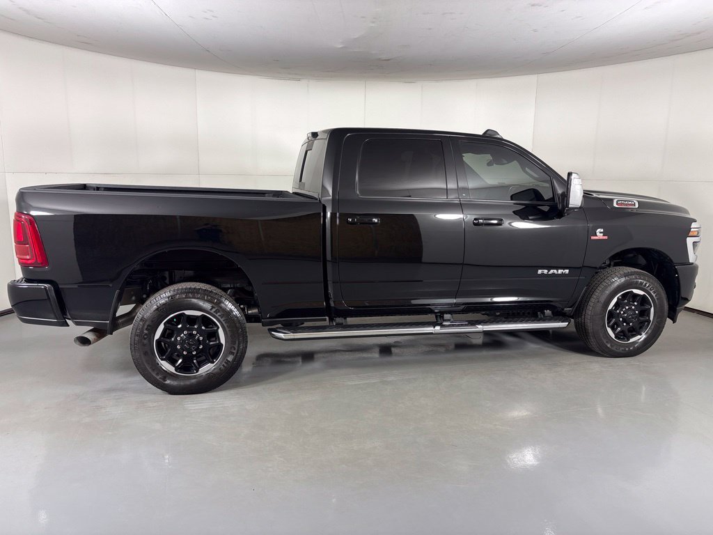 Used 2025 RAM 2500 Laramie w/ Towing Technology Group AWD/4WD image 9