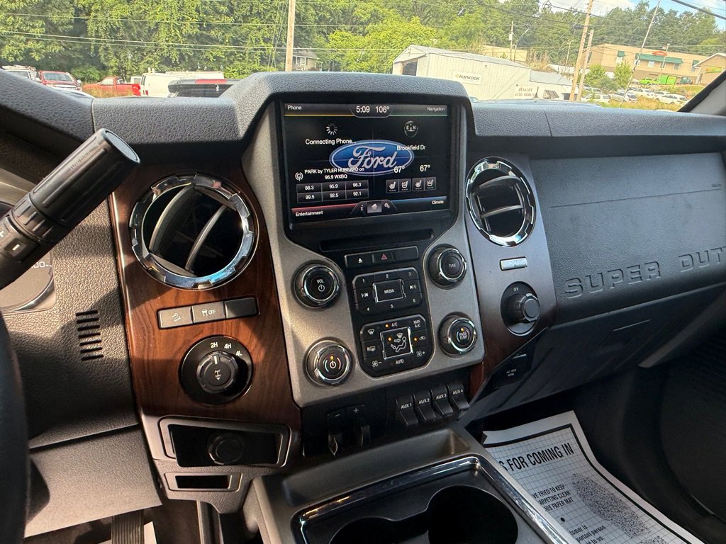 Used 2014 Ford F250 Lariat w/ Lariat Interior Package AWD/4WD image 55