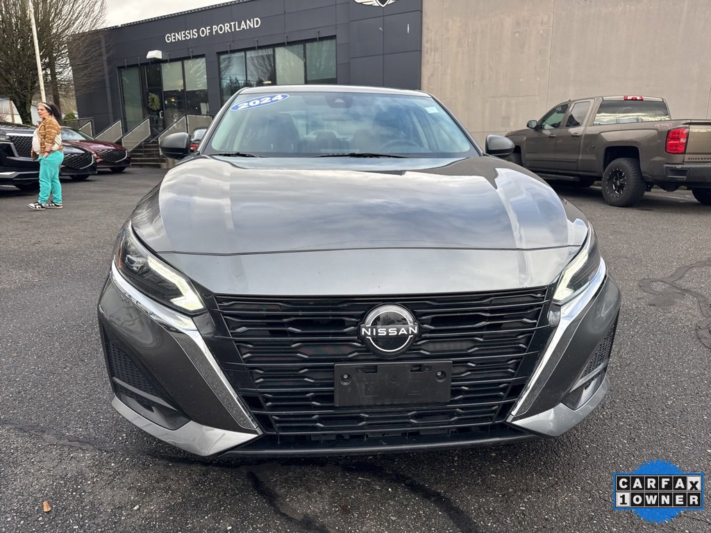 Used 2024 Nissan Altima 2.5 SV image 9