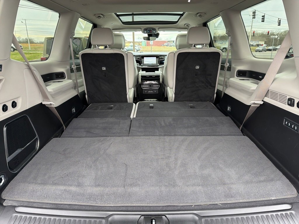Used 2022 Jeep Wagoneer Series III w/ Premium Group I image 9