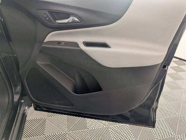 Used 2018 Chevrolet Equinox LT image 33