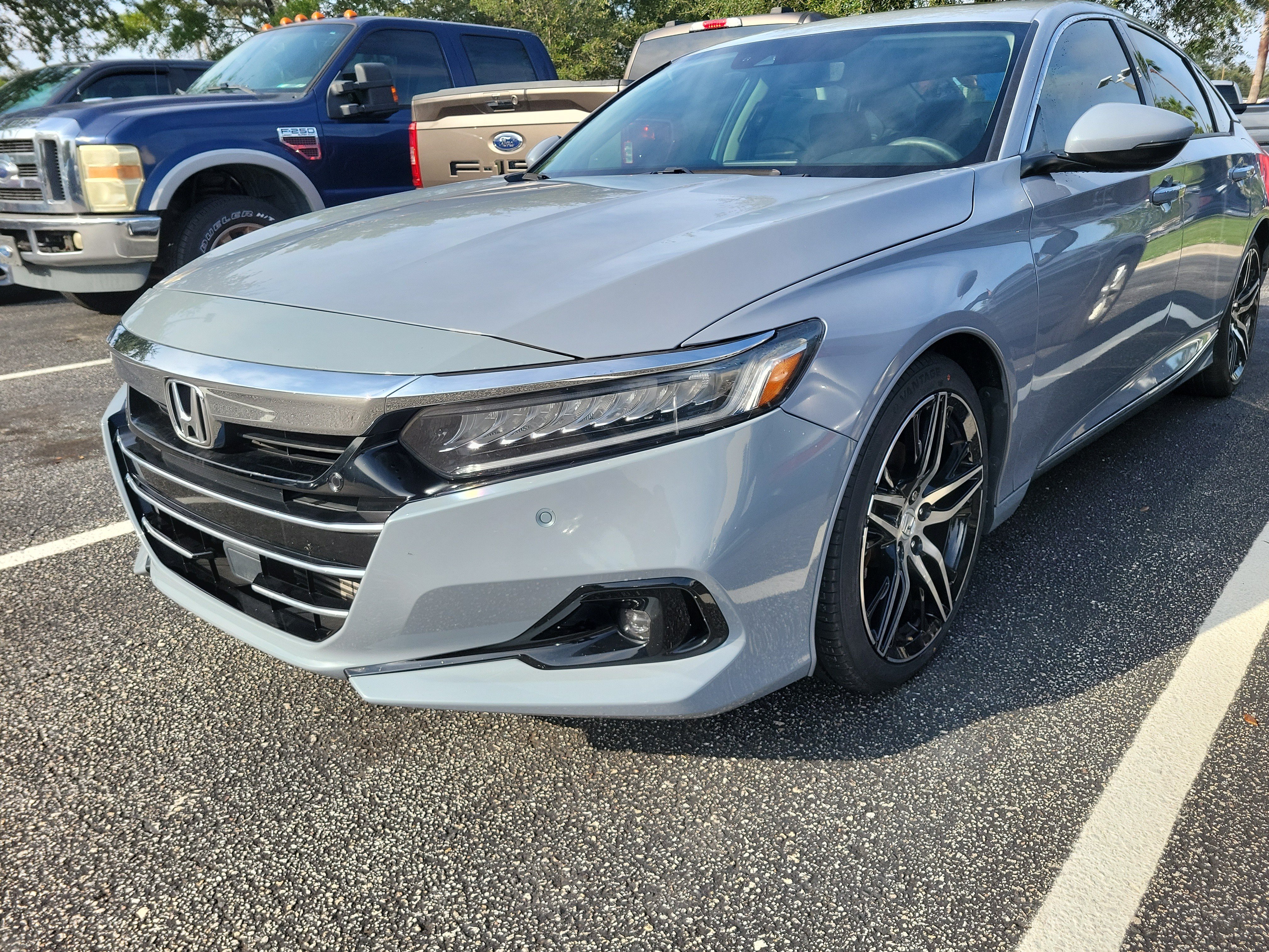 Used 2021 Honda Accord Touring image 4