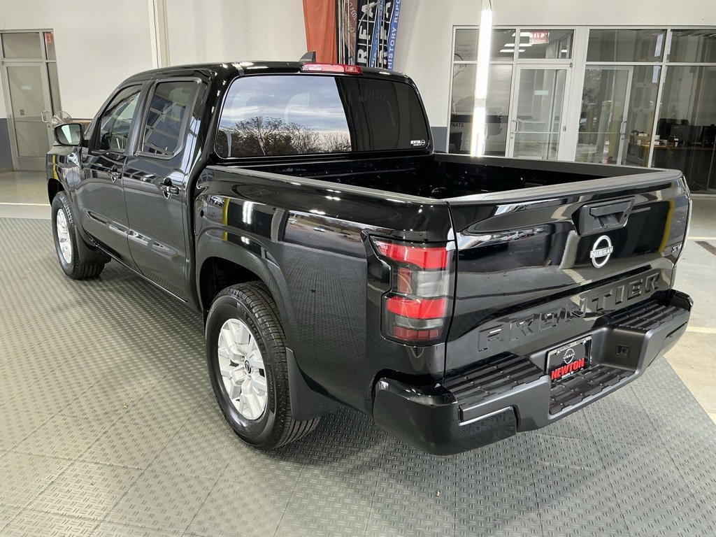 Used 2022 Nissan Frontier SV image 31