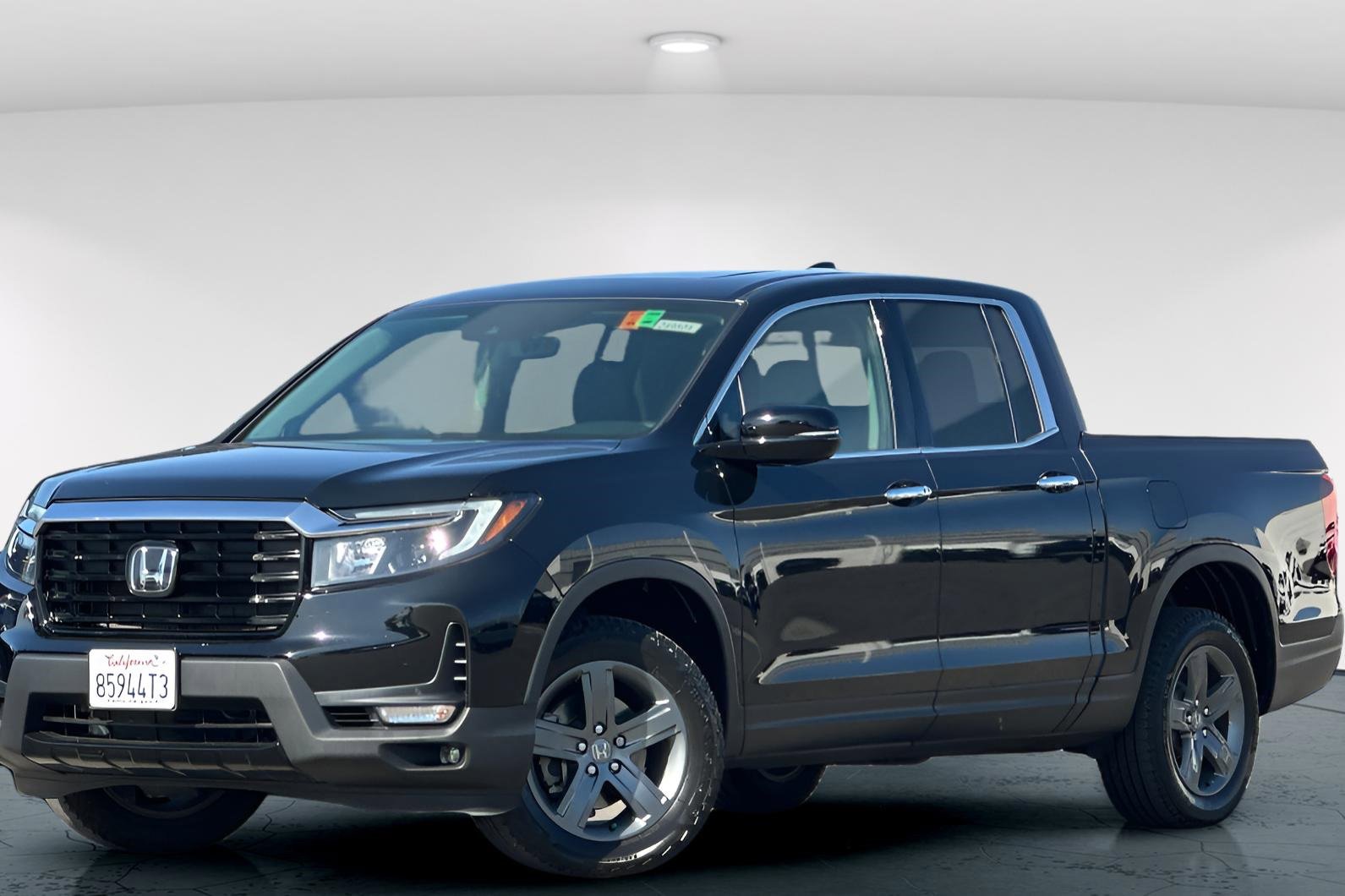 Certified 2023 Honda Ridgeline RTL-E image 2