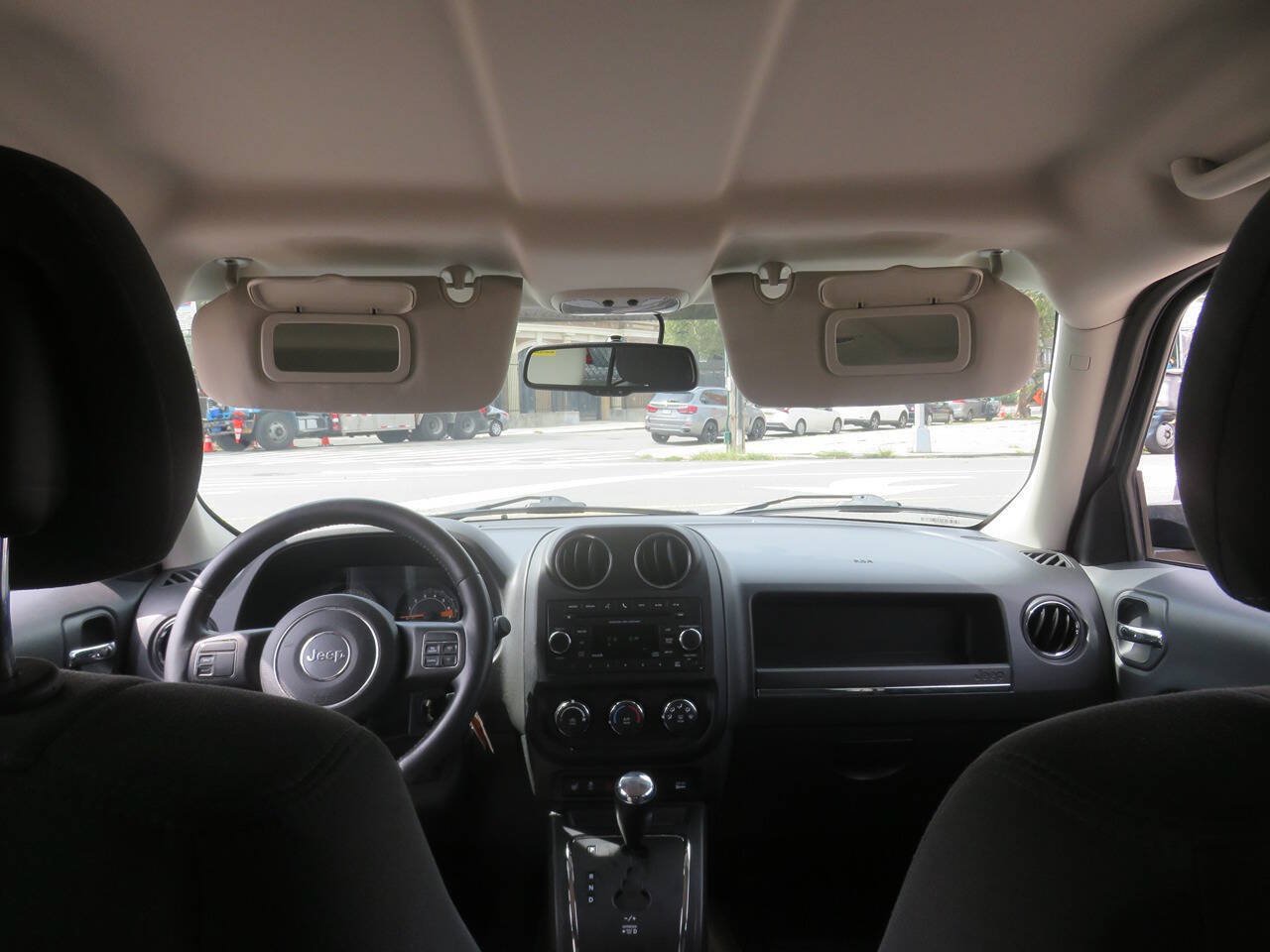 Used 2014 Jeep Patriot Latitude AWD/4WD image 13