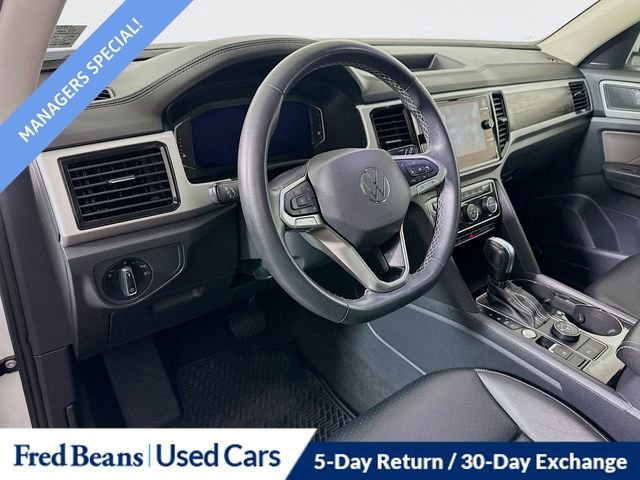 Certified 2022 Volkswagen Atlas SE w/ Panoramic Sunroof Package image 9
