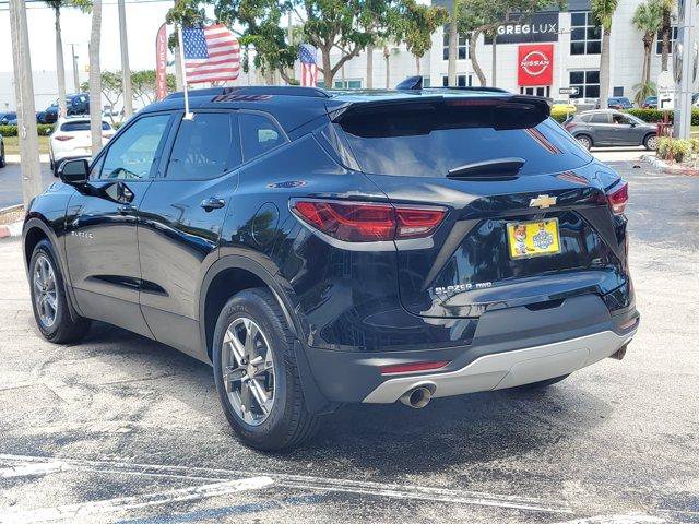 Used 2023 Chevrolet Blazer LT w/ Sound & Technology Package AWD/4WD image 5