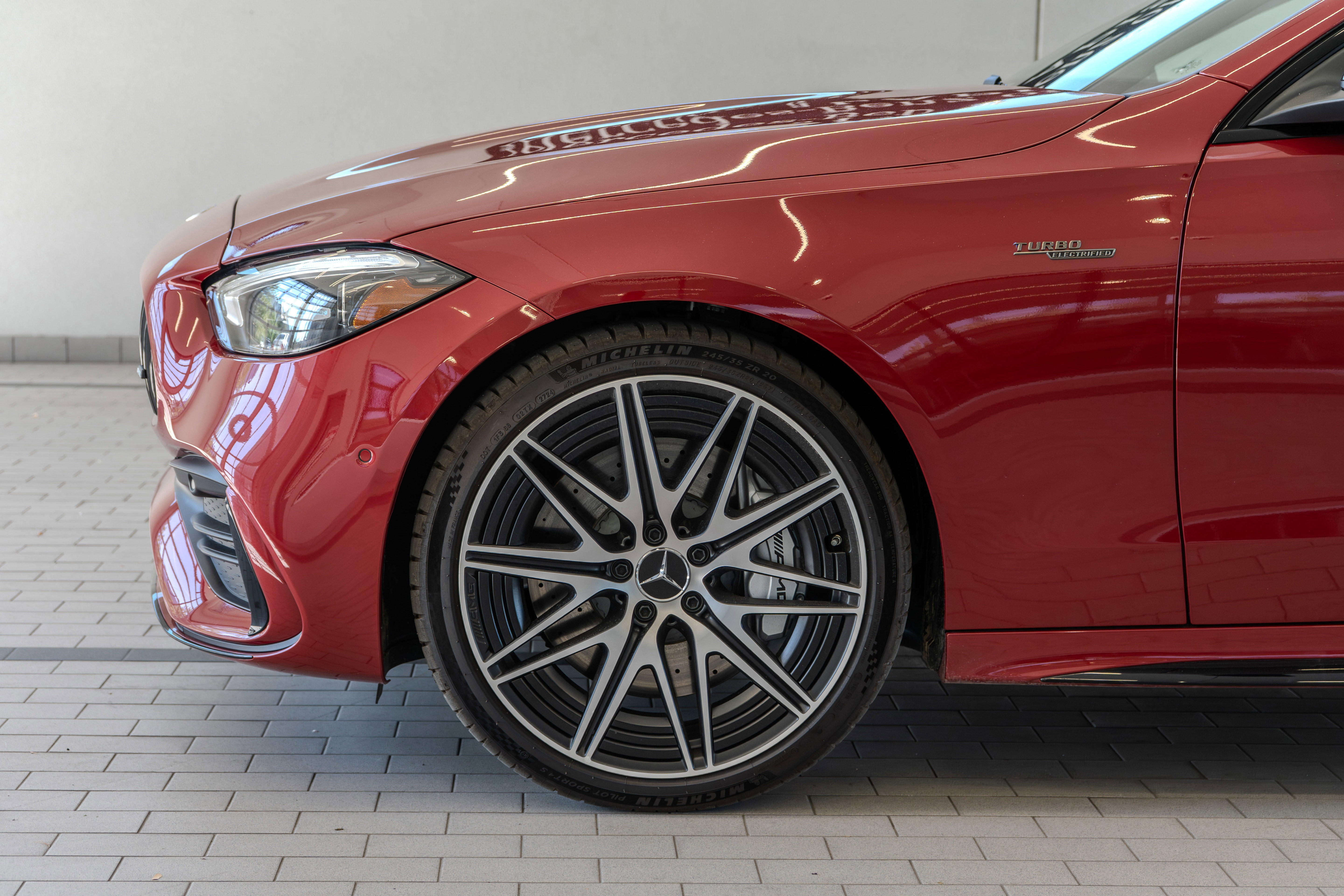 New 2025 Mercedes-Benz C 43 AMG 4MATIC Sedan image 4