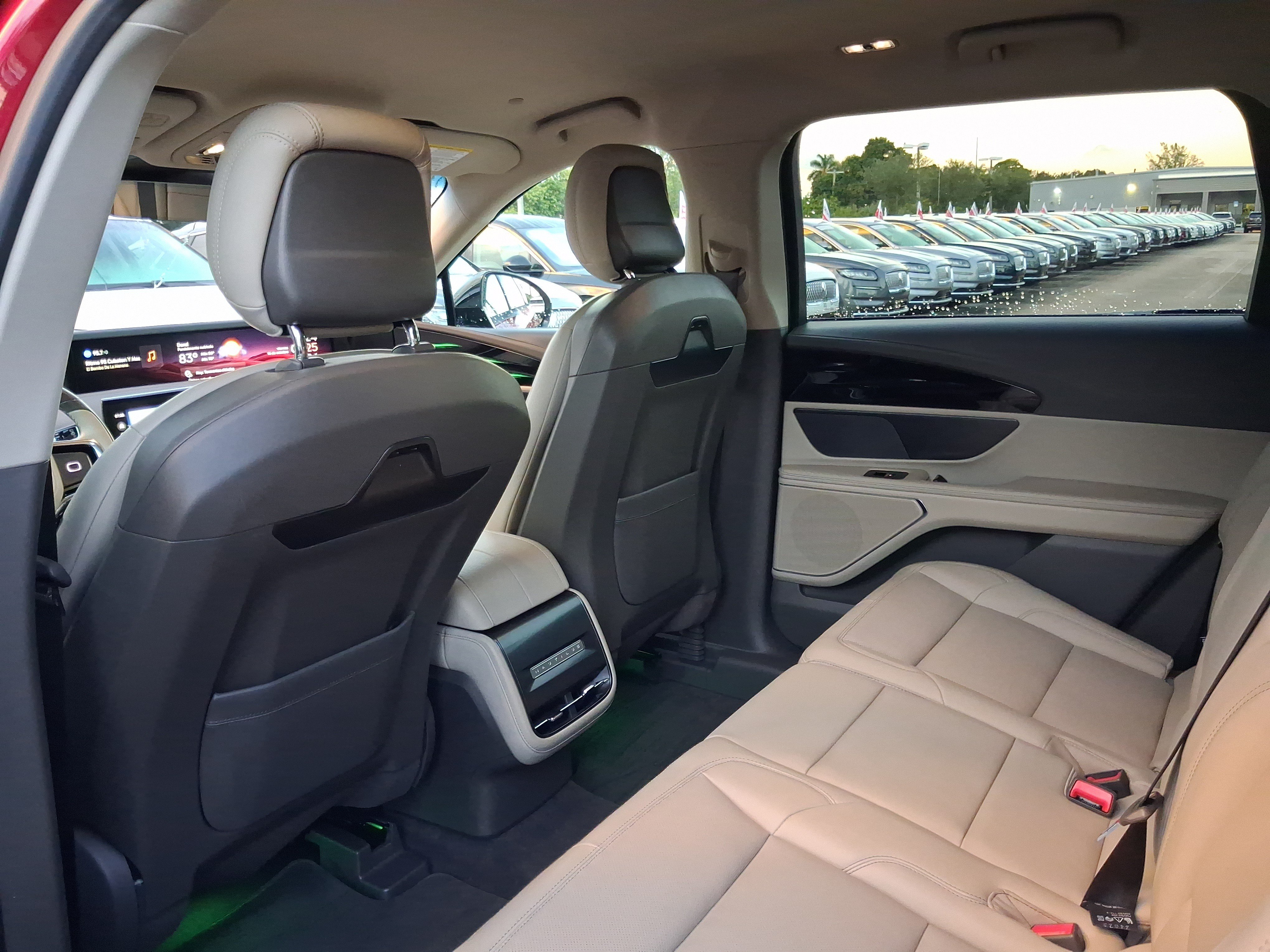 Certified 2024 Lincoln Nautilus Premier AWD/4WD image 5