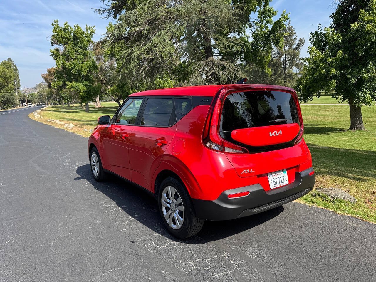 Used 2022 Kia Soul LX FWD image 6